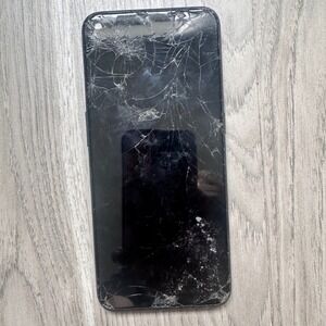 OnePlus Nord N100 Smartphone Black Cracked Screen For Parts Repair